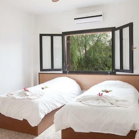 Balci Plaza Hotel And Balci Plaza Guest Bungalows Karpaz Peninsula Selenias Экстерьер фото