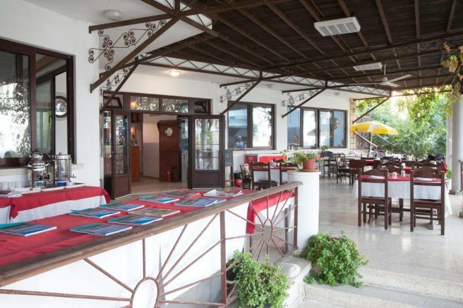 Balci Plaza Hotel And Balci Plaza Guest Bungalows Karpaz Peninsula Selenias Экстерьер фото