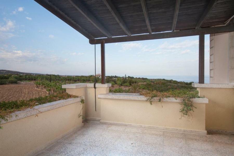 Balci Plaza Hotel And Balci Plaza Guest Bungalows Karpaz Peninsula Selenias Экстерьер фото